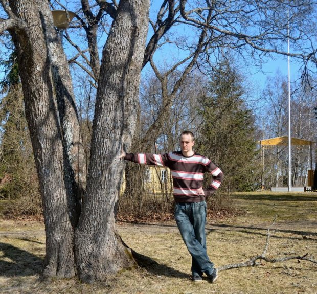 Kalle Meller luennoi Mikkolan Navetalla ilmastonmuutoksen vaikutuksista eliöihin.