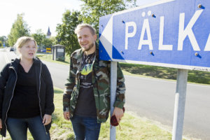 Etsivä nuorisotyöntekijä Hanna-Kaisa Salminen ja nuorten starttipajan ohjaaja Matti Järvinen aloittivat työnsä syyskuun alussa.