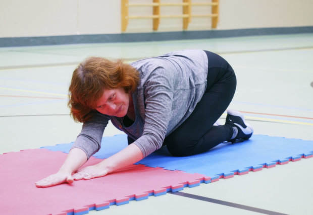 Anne Kärpänniemi testasi kahden kuukauden liikuntastartin päätteeksi, miten kunto ja liikkuvuus ovat kehittyneet.