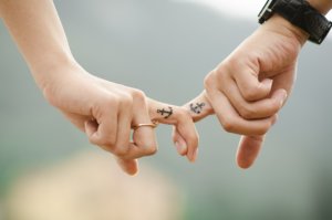 rakkaus_kädet