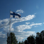 Puolustusvoimain lippujuhlapäivän kunniamerkkejä ja Reserviupseeriliiton ansiomitaleita myös Sydän-Hämeeseen