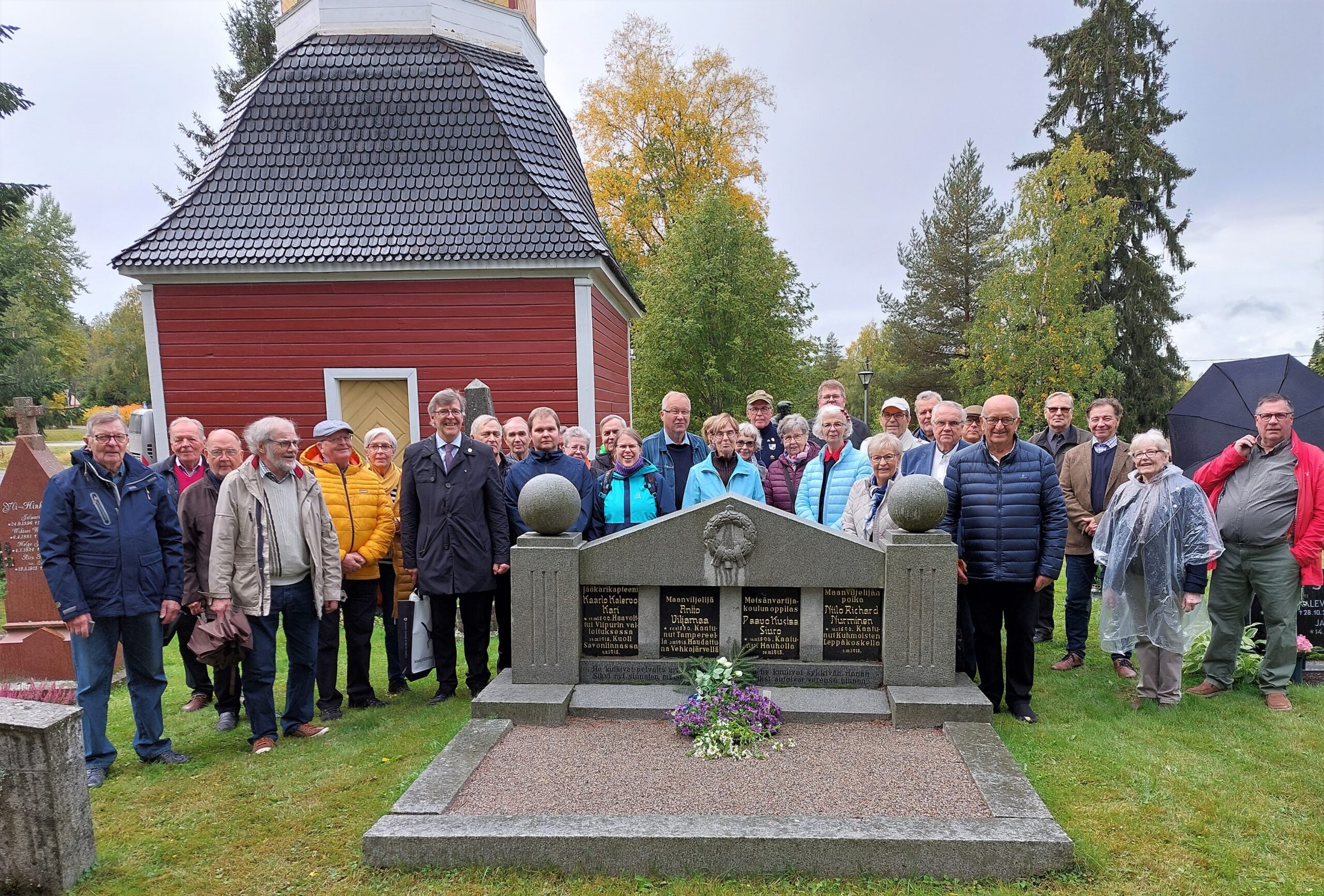 Perinneväki retkeili vuoden 1918 historiaa kerraten - Sydän-Hämeen Lehti