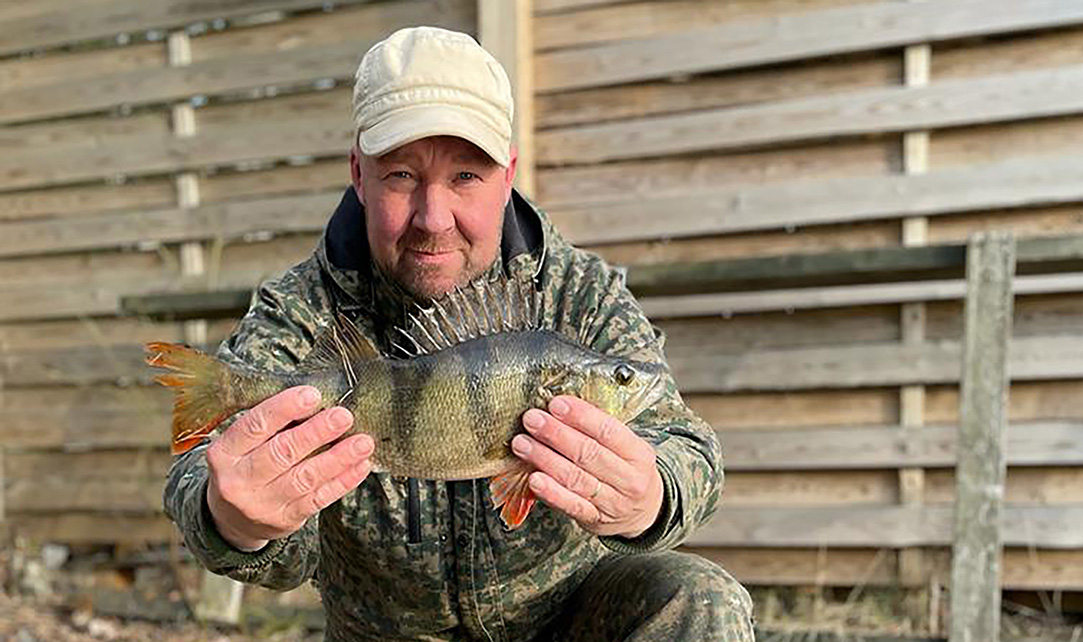 Verkkokalastajien määrä on romahtanut – Pirkanmaalla tarjolla olisi hyvät apajat kotitarvekalastajalle: ”Hienoa, kun saa silloin tällöin kuha- tai ahvenfileen”